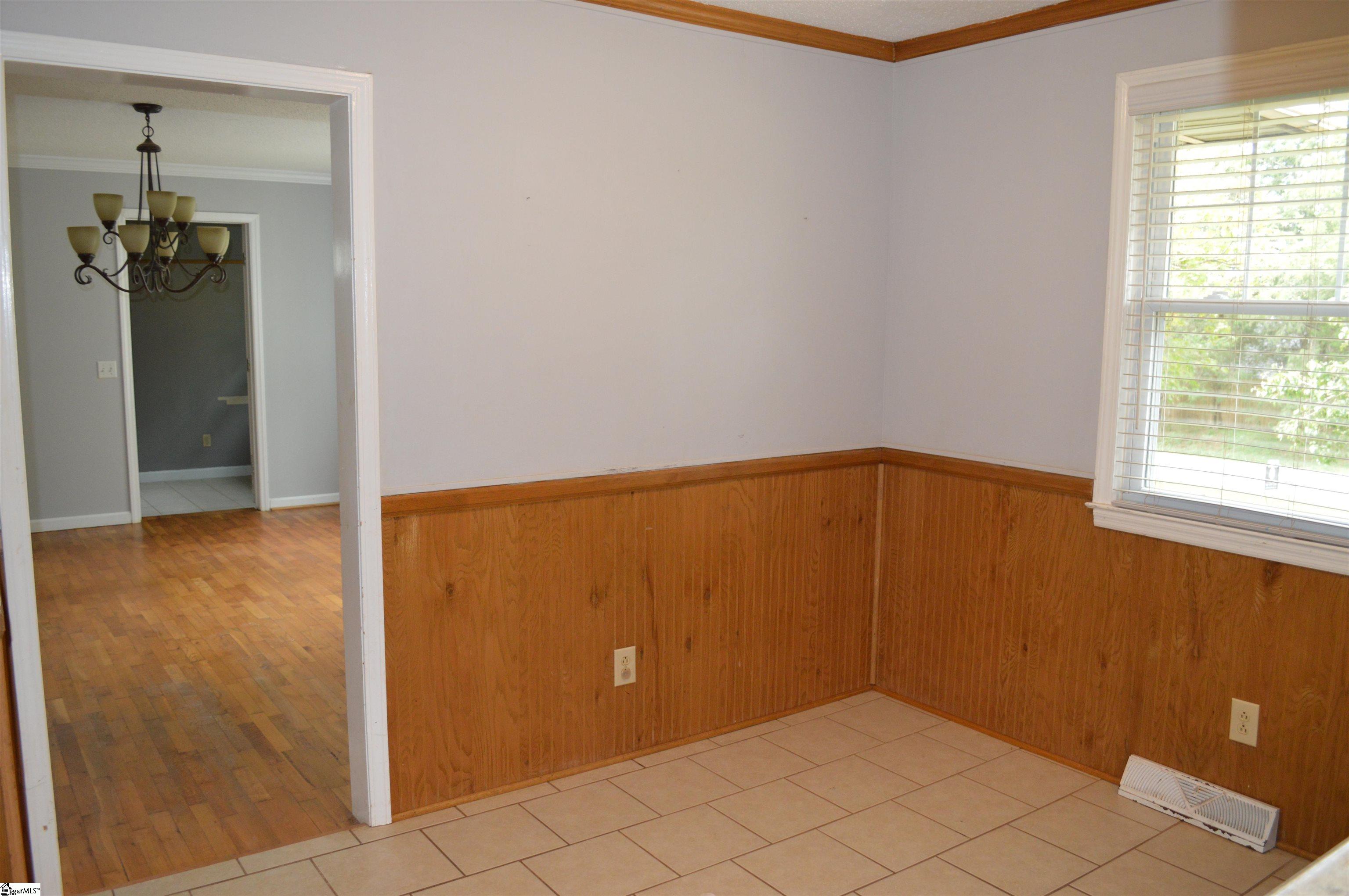 1006 Hampton Road Lyman, SC 29365 - Photo 8 of 28