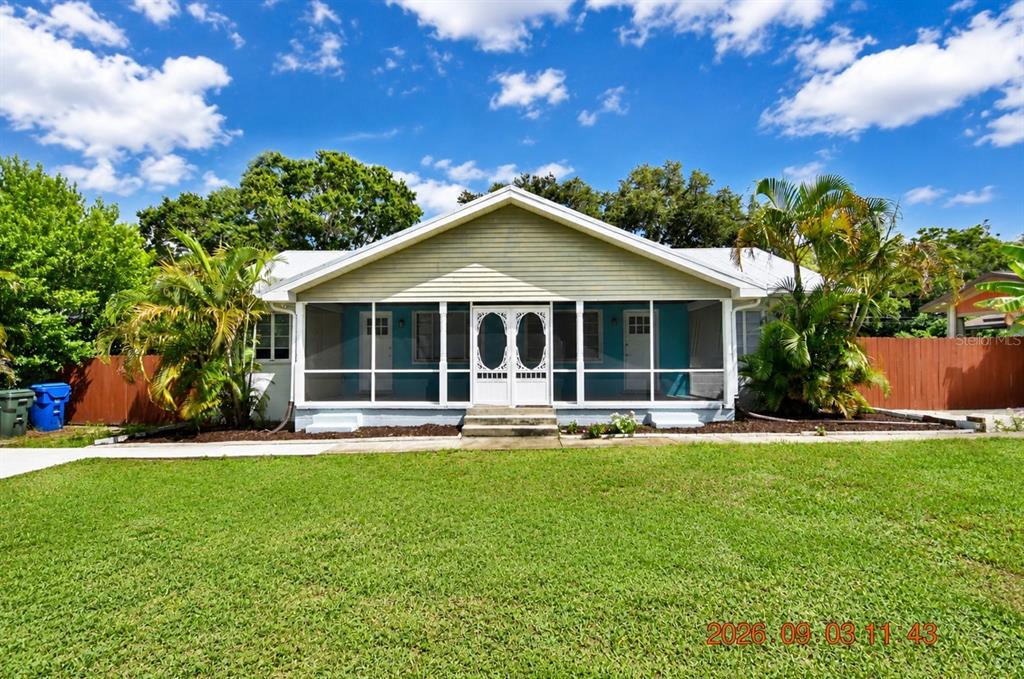 906 7th Avenue Southwest, Unit RIGHT Largo, FL 33770 - Photo 1 of 41 Gallery Image 1