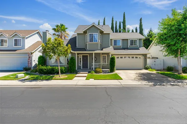 $480,000 | 1916 Cobblestone Manor, Modesto, CA 95355
