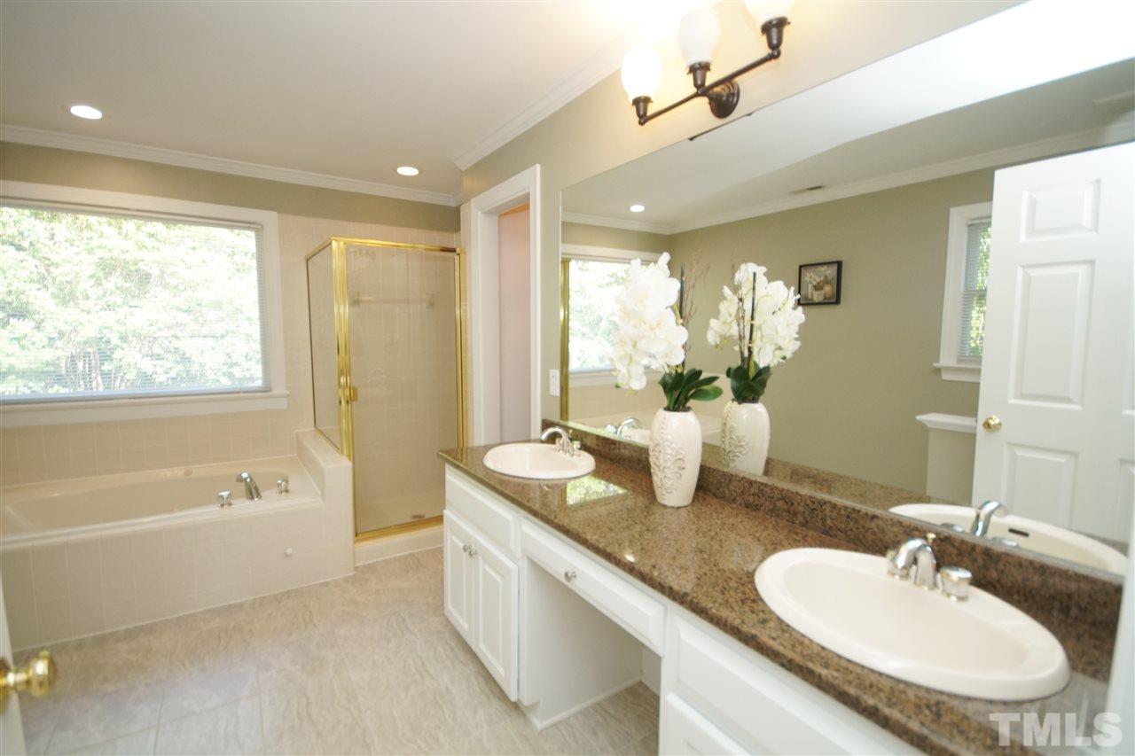 8008 Llewellyn Court Raleigh, NC 27613 - Photo 17 of 30