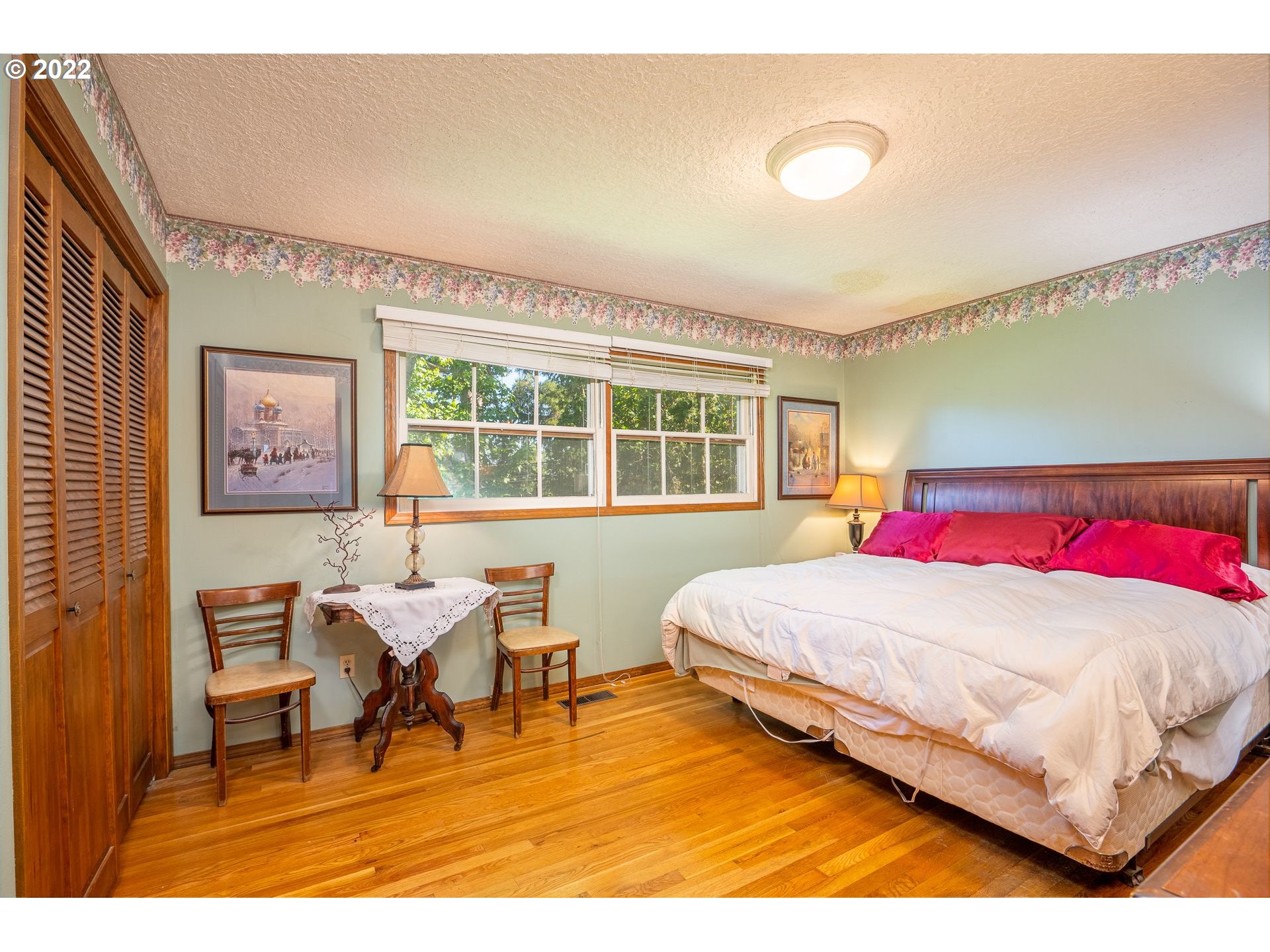 11570 Southwest Ridgecrest Drive Beaverton, OR 97008 - Photo 13 of 32 Gallery Image 13
