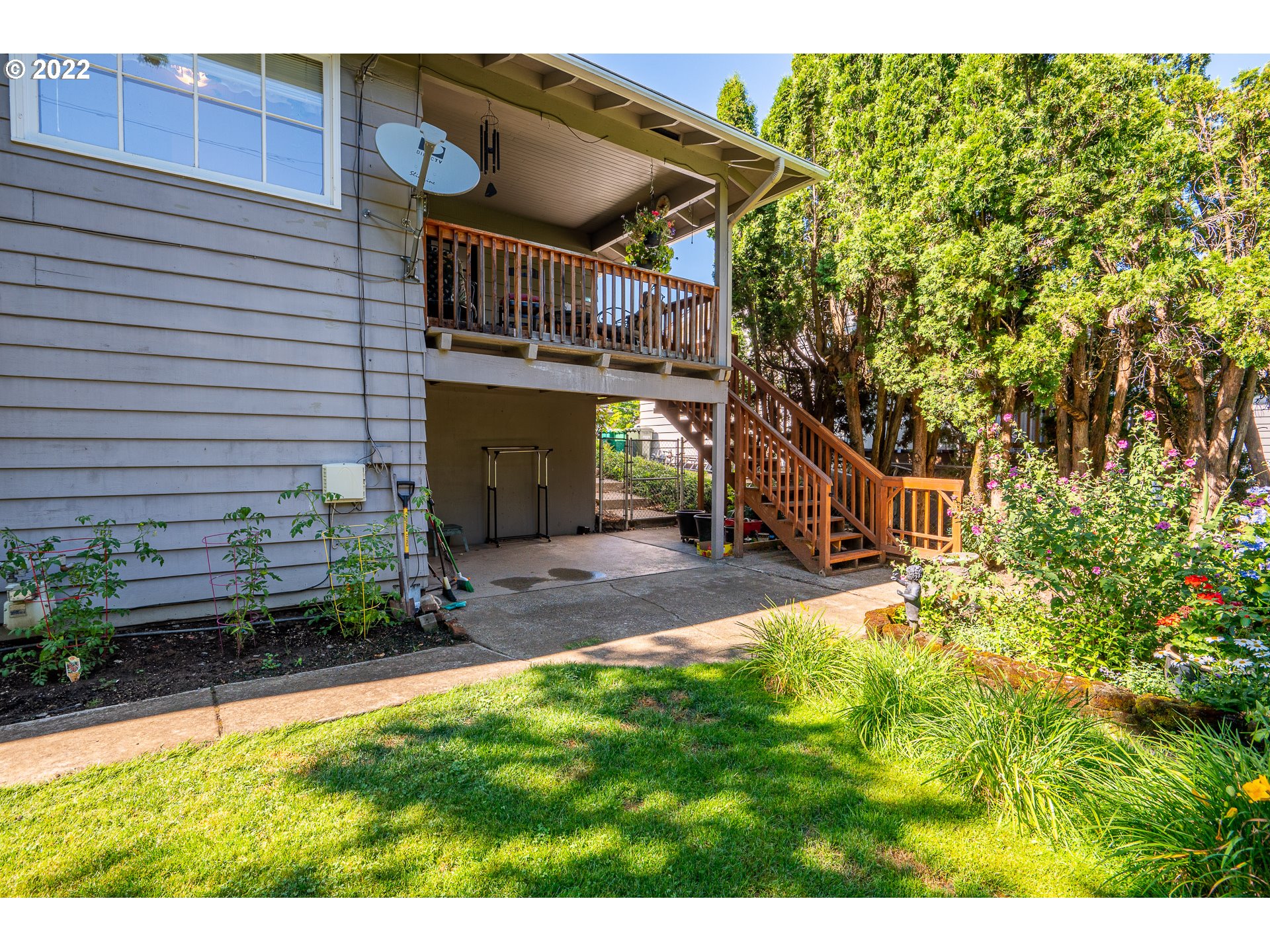 11570 Southwest Ridgecrest Drive Beaverton, OR 97008 - Photo 31 of 32 Gallery Image 31