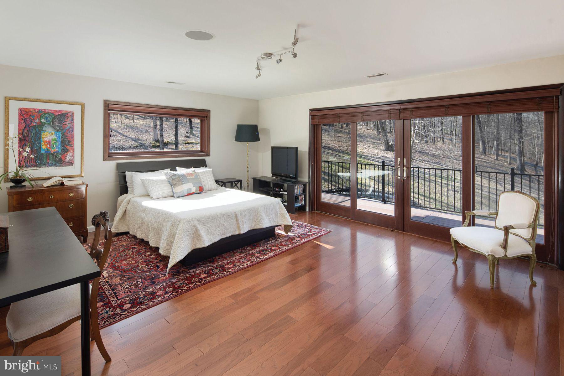 282 Aqueduct Road Washington Crossing, PA 18977 - Photo 12 of 23