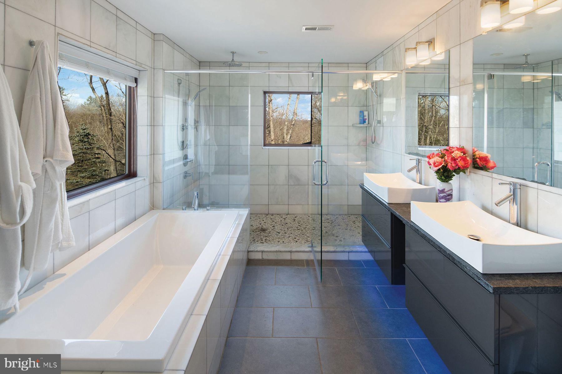 282 Aqueduct Road Washington Crossing, PA 18977 - Photo 13 of 23