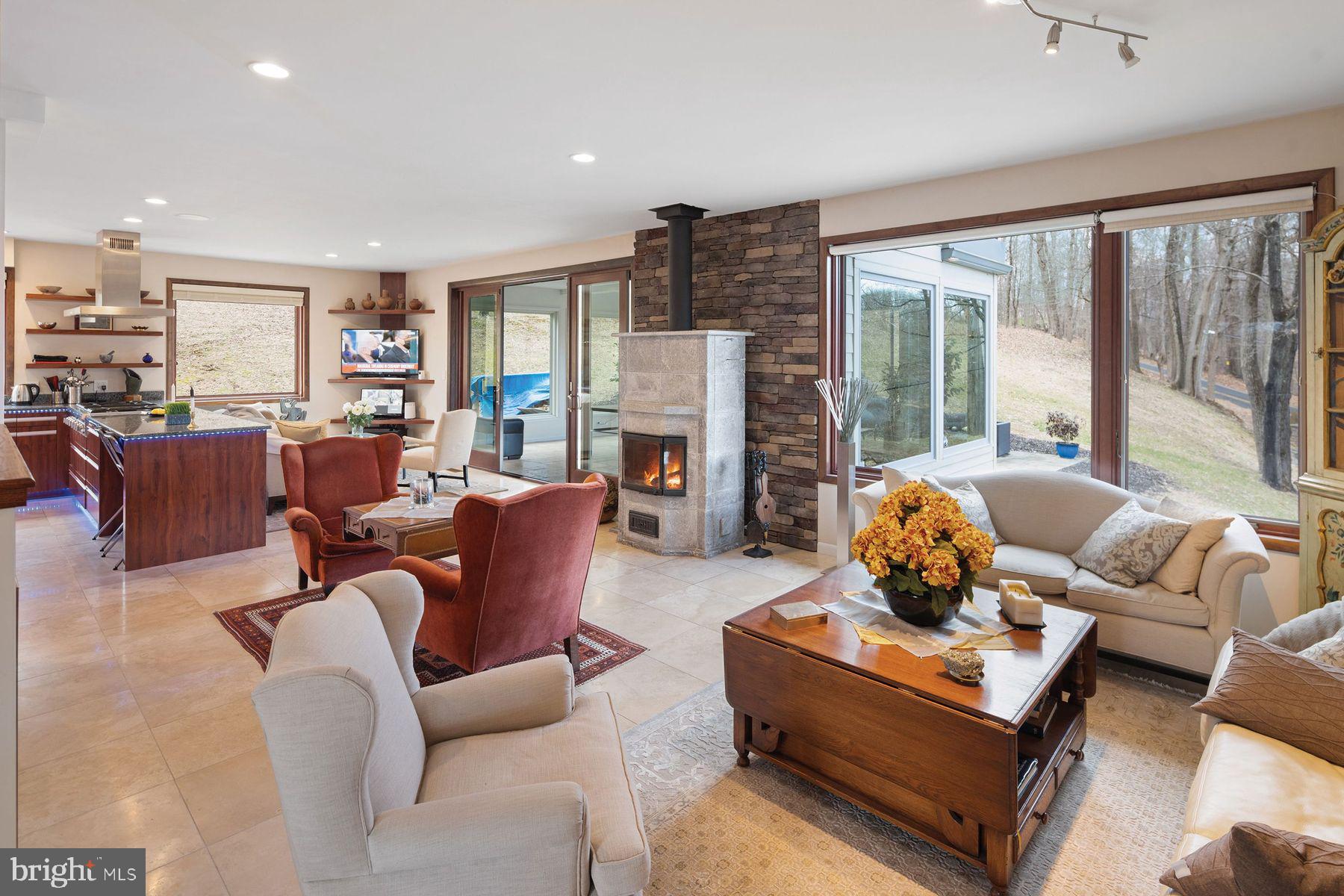 282 Aqueduct Road Washington Crossing, PA 18977 - Photo 6 of 23