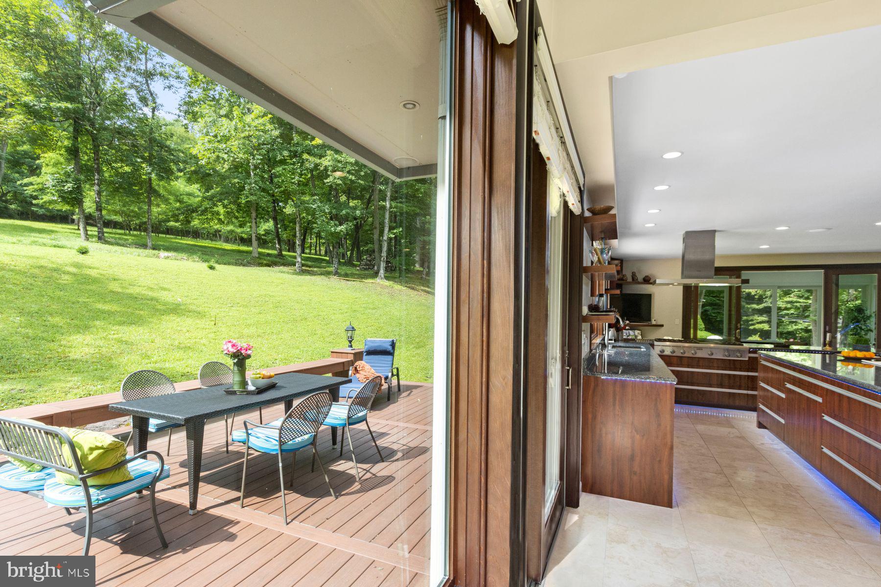 282 Aqueduct Road Washington Crossing, PA 18977 - Photo 9 of 23