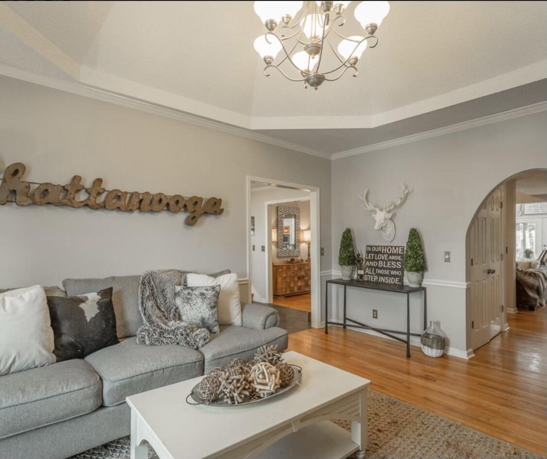 9100 Tennga Lane Chattanooga, TN 37421 - Photo 2 of 25 01