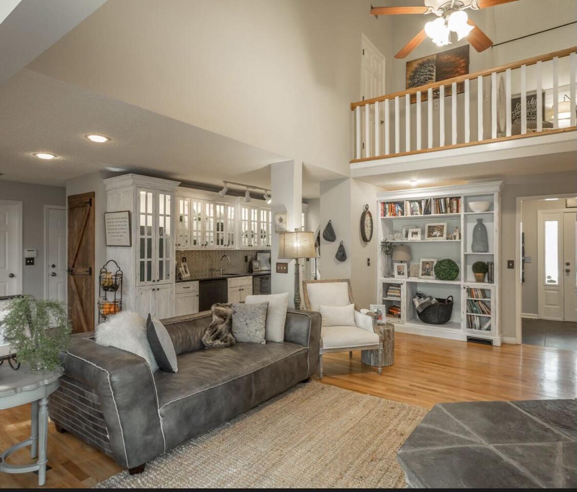 9100 Tennga Lane Chattanooga, TN 37421 - Photo 5 of 25 04