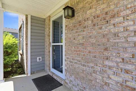 $379,999 | 10802 Pleasant View Lane, Fishers, IN 46038