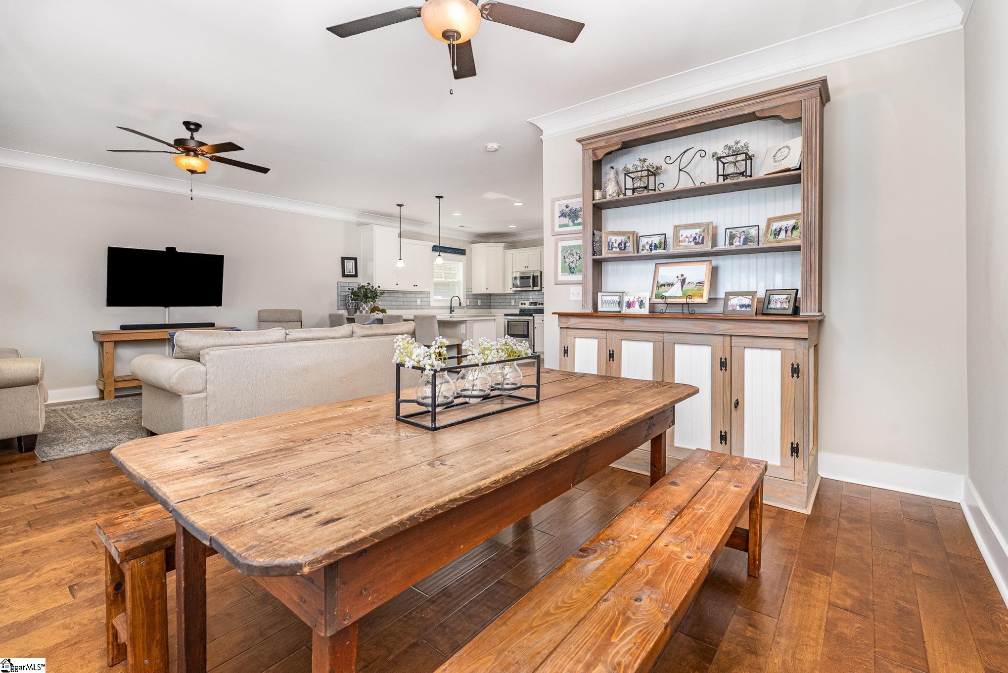 332 Ackley Road Greenville, SC 29607 - Photo 8 of 34