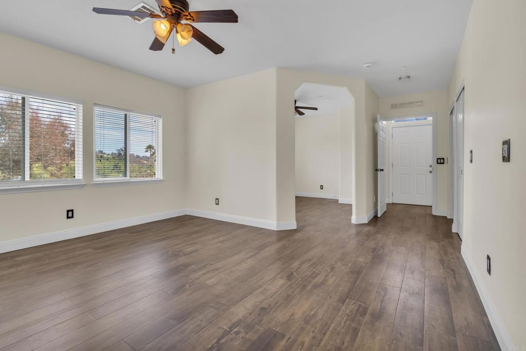441 Rancho Santa Fe Road Encinitas, CA 92024 - Photo 14 of 57 Gallery Image 14
