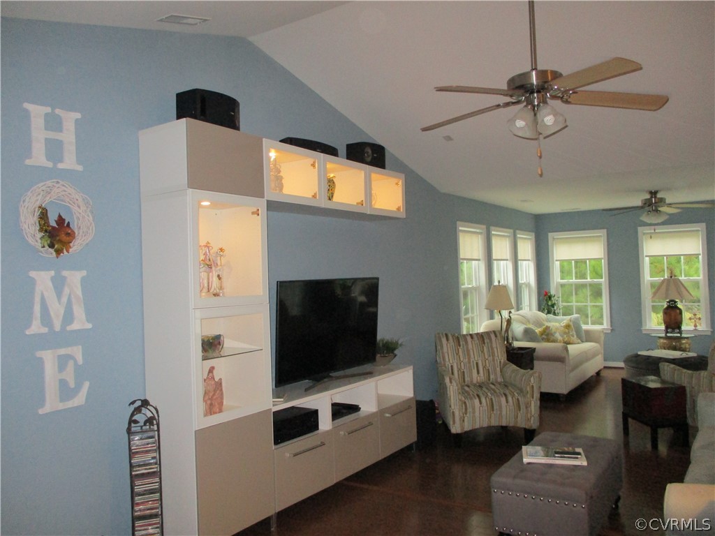 3317 Kennington Park Road Aylett, VA 23009 - Photo 3 of 22 Gallery Image 3