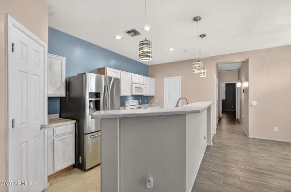 $240,000 | 8187 West Lynwood Street, Phoenix, AZ 85043