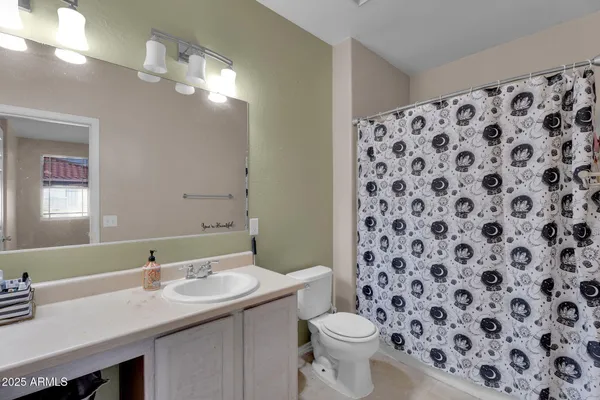 $240,000 | 8187 West Lynwood Street, Phoenix, AZ 85043