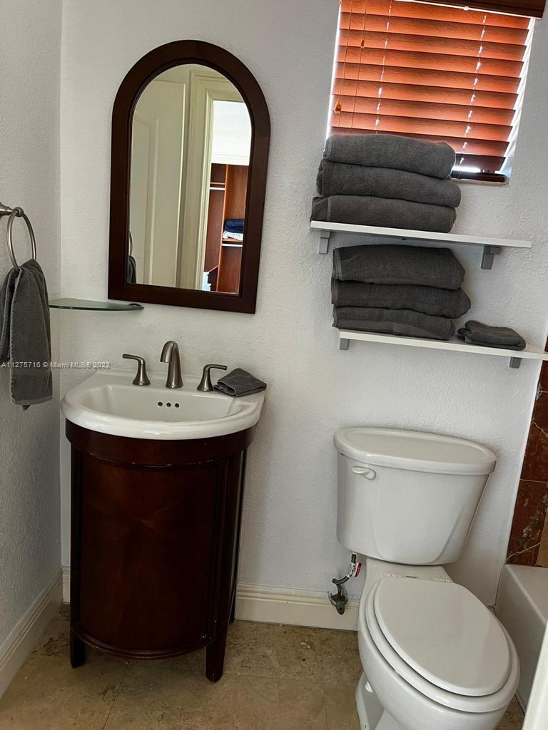 1411 Normandy Drive Miami Beach, FL 33141 - Photo 17 of 23