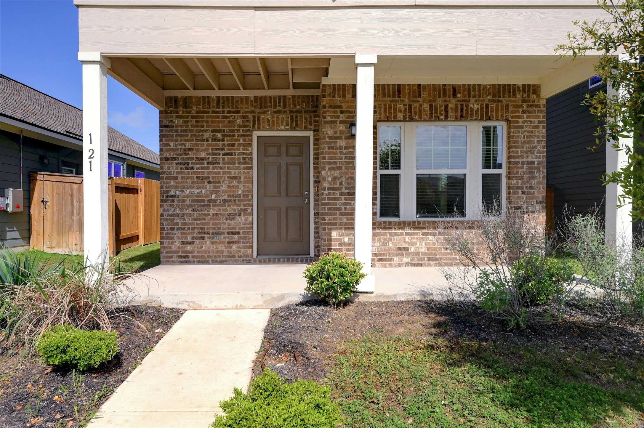 121 Switchgrass Street San Marcos, TX 78666 - Photo 3 of 33 Inviting front porch.
