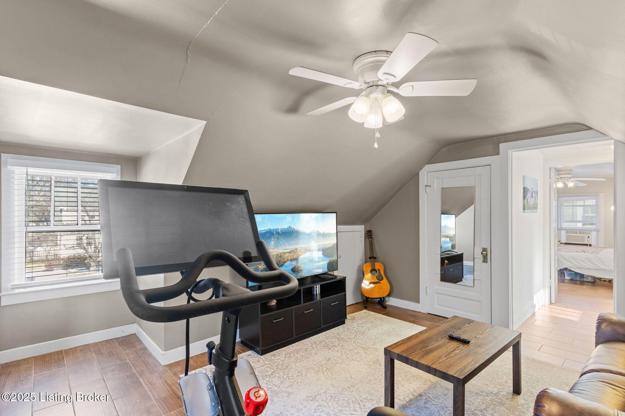 3826 Ormond Road Louisville, KY 40207 - Photo 23 of 34 31-web-or-mls-696A3829
