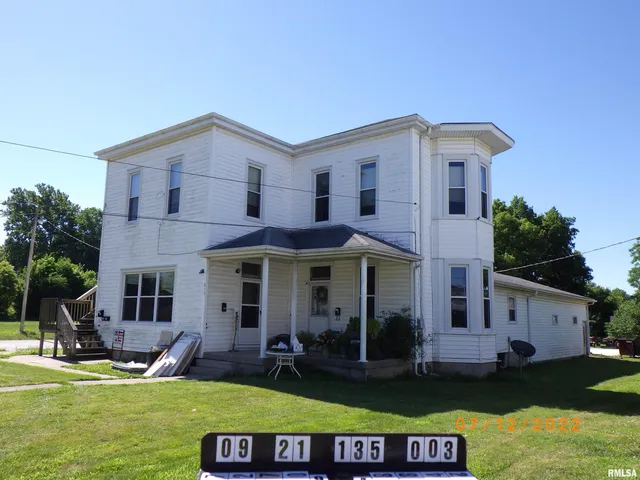 $130,000 | 613 East College Avenue, Unit 4, Jacksonville, IL 62650