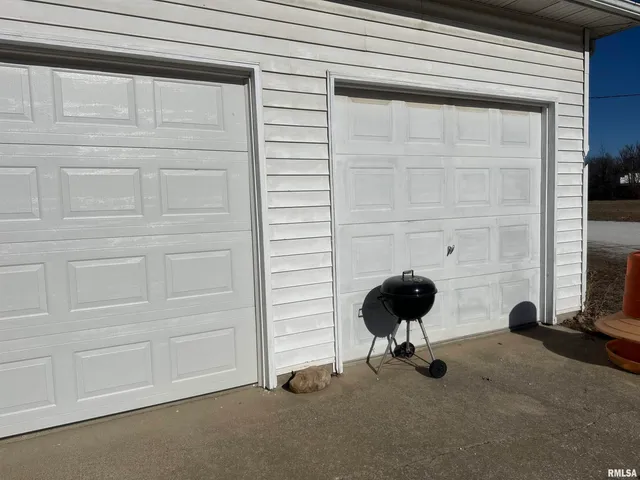 $130,000 | 613 East College Avenue, Unit 4, Jacksonville, IL 62650