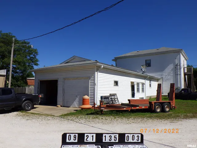 $130,000 | 613 East College Avenue, Unit 4, Jacksonville, IL 62650