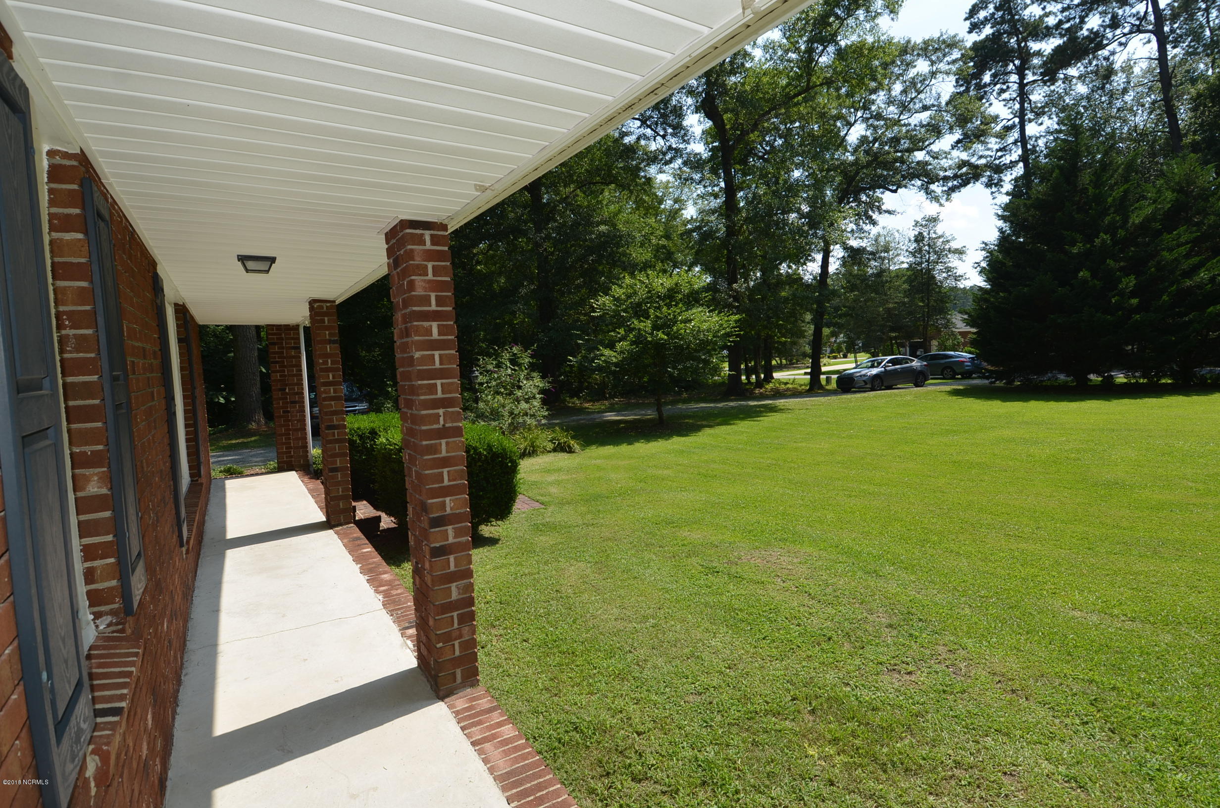 2649 Brookwood Road Kinston, NC 28504 - Photo 6 of 34 DSC_5341