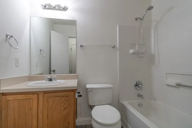 $1,675 | 202 Golden Gate Drive, Leander, TX 78641