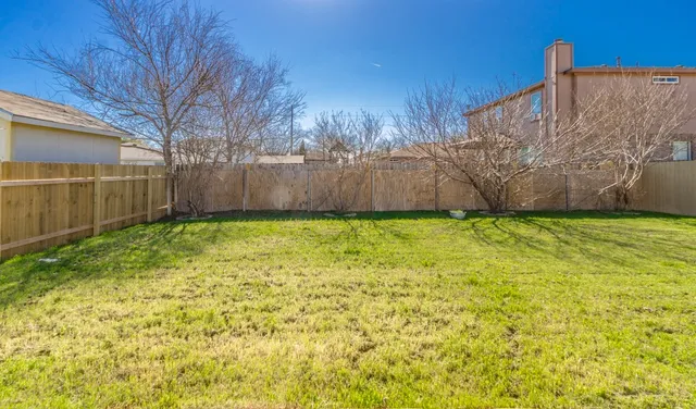 $1,675 | 202 Golden Gate Drive, Leander, TX 78641