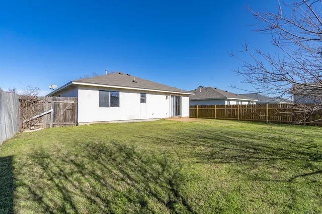 $1,675 | 202 Golden Gate Drive, Leander, TX 78641