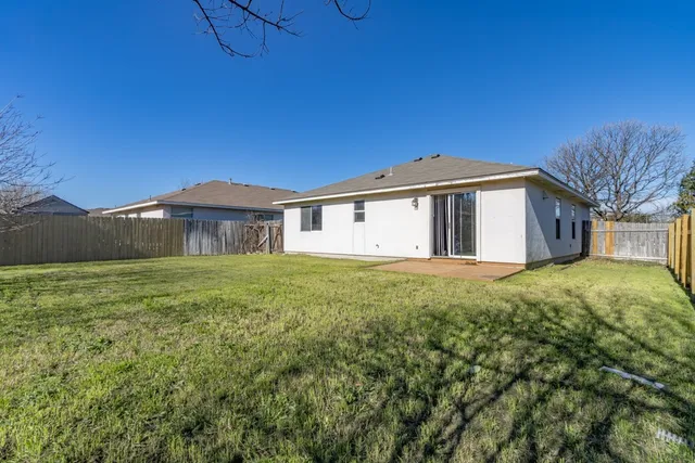 $1,675 | 202 Golden Gate Drive, Leander, TX 78641
