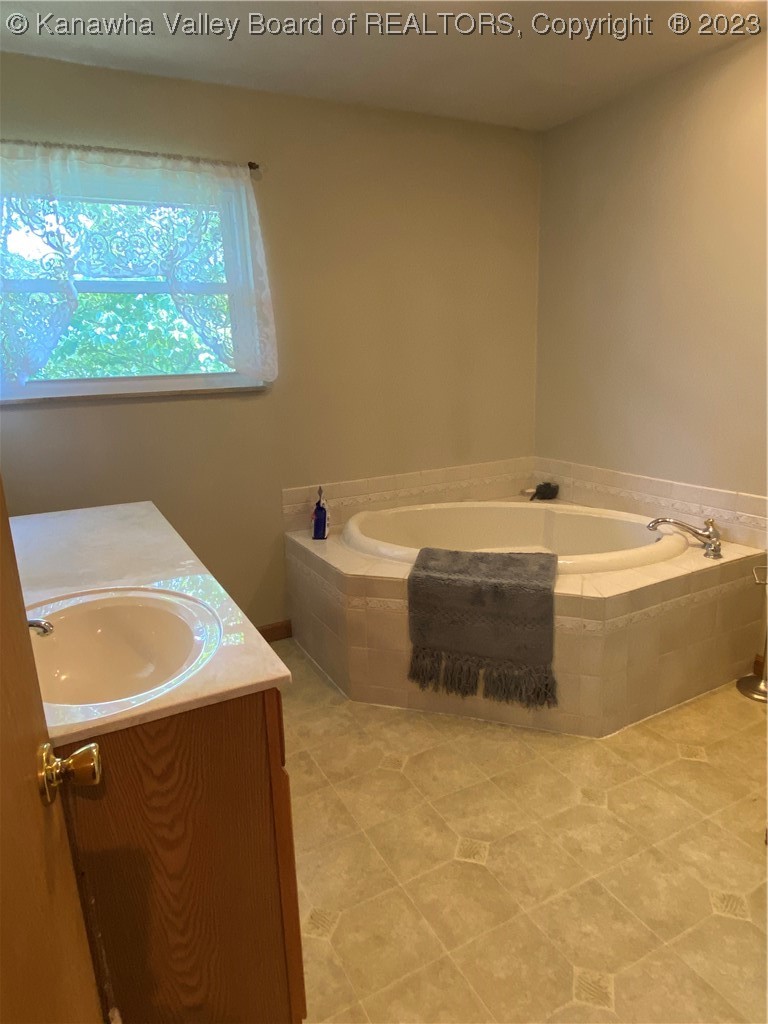 102 Hood Drive Ripley, WV 25271 - Photo 24 of 38 Gallery Image 24