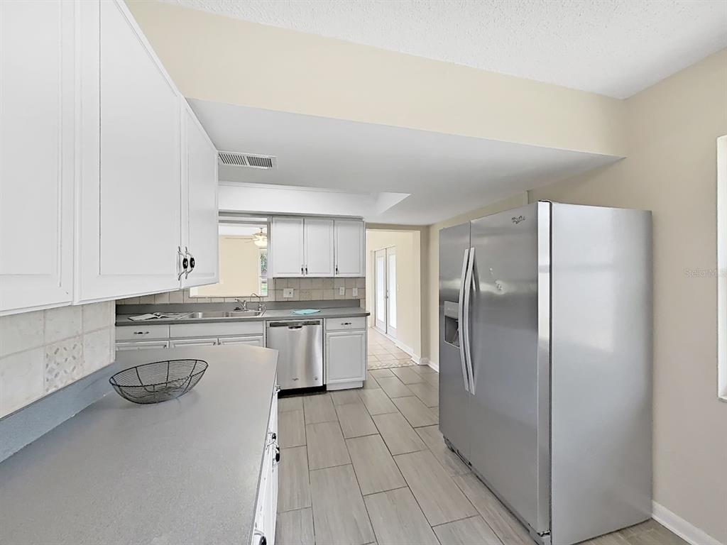 16810 Whirley Road Lutz, FL 33558 - Photo 28 of 47