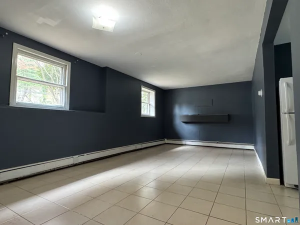 $3,600 | 158 River Road, Shelton, CT 06484