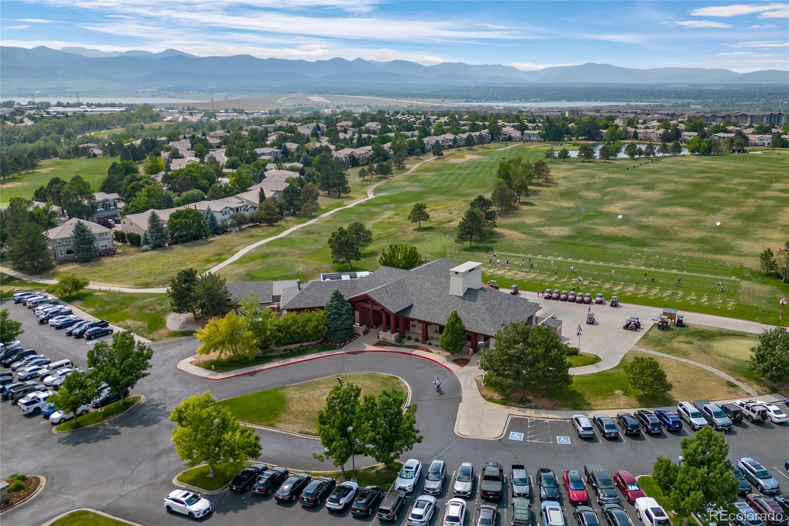 9038 Hunters Way Highlands Ranch, CO 80129 - Photo 5 of 50