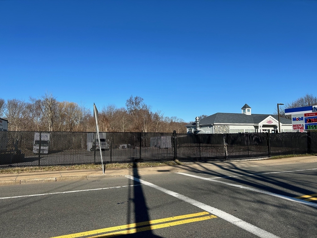 747 South Main Street Randolph, MA 02368 - Photo 4 of 9