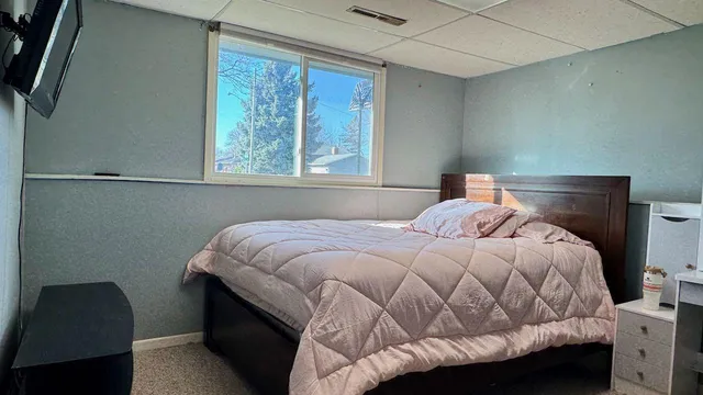 $250,000 | 918 Rensvold Boulevard, Moorhead, MN 56560