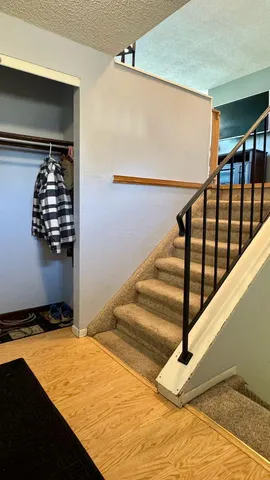 $250,000 | 918 Rensvold Boulevard, Moorhead, MN 56560