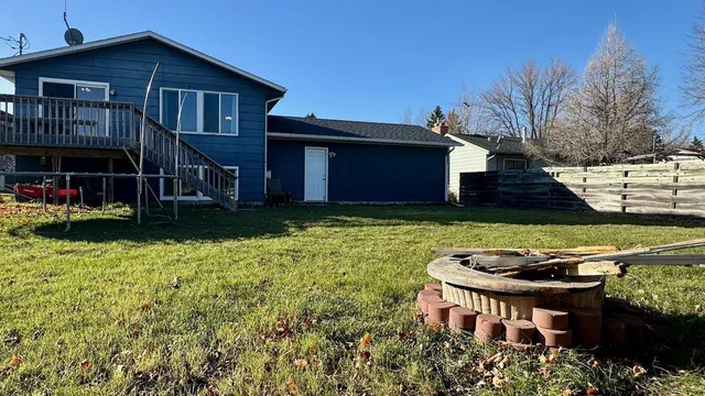 $250,000 | 918 Rensvold Boulevard, Moorhead, MN 56560