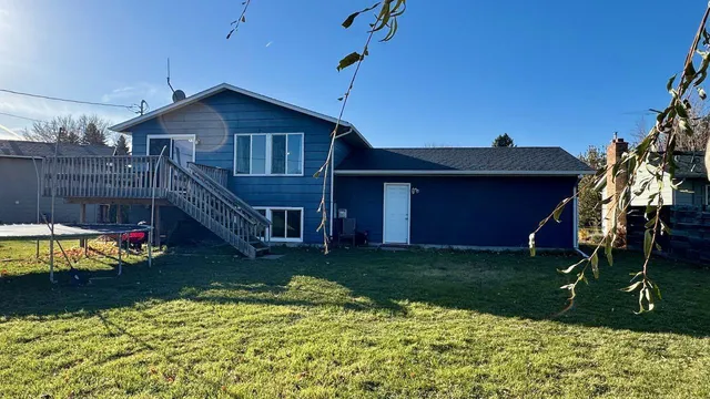 $250,000 | 918 Rensvold Boulevard, Moorhead, MN 56560