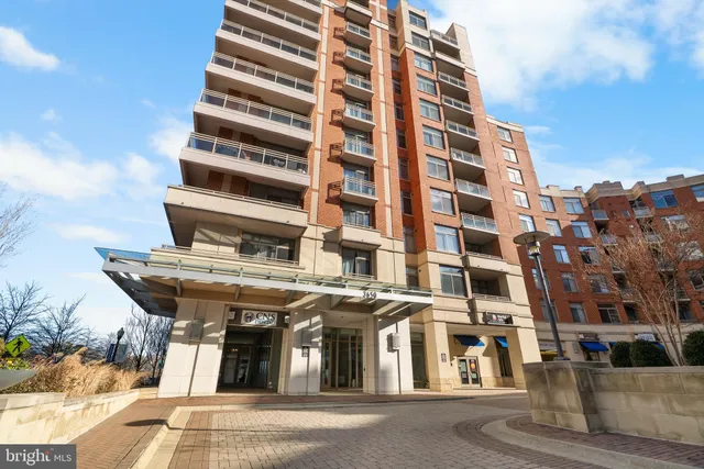 $499,999 | 3650 South Glebe Road, Unit 666, Arlington, VA 22202