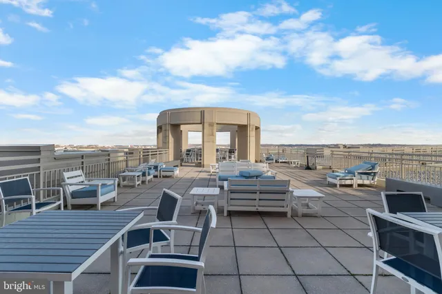 $494,999 | 3650 South Glebe Road, Unit 666, Arlington, VA 22202