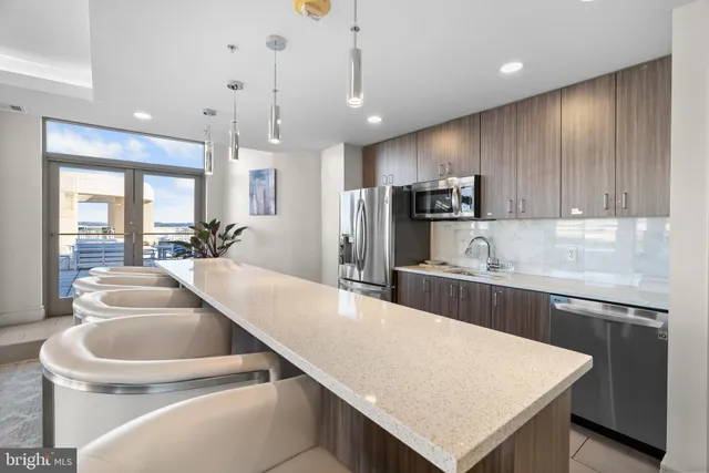 $494,999 | 3650 South Glebe Road, Unit 666, Arlington, VA 22202