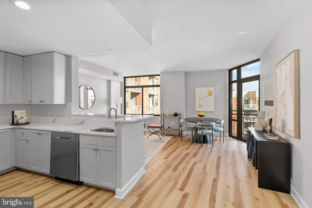 $494,999 | 3650 South Glebe Road, Unit 666, Arlington, VA 22202