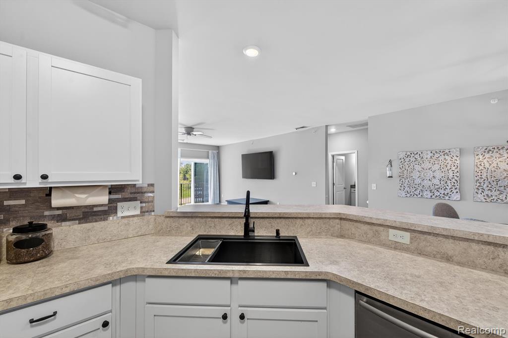 9789 Ridge Run Street Howell, MI 48855 - Photo 11 of 23