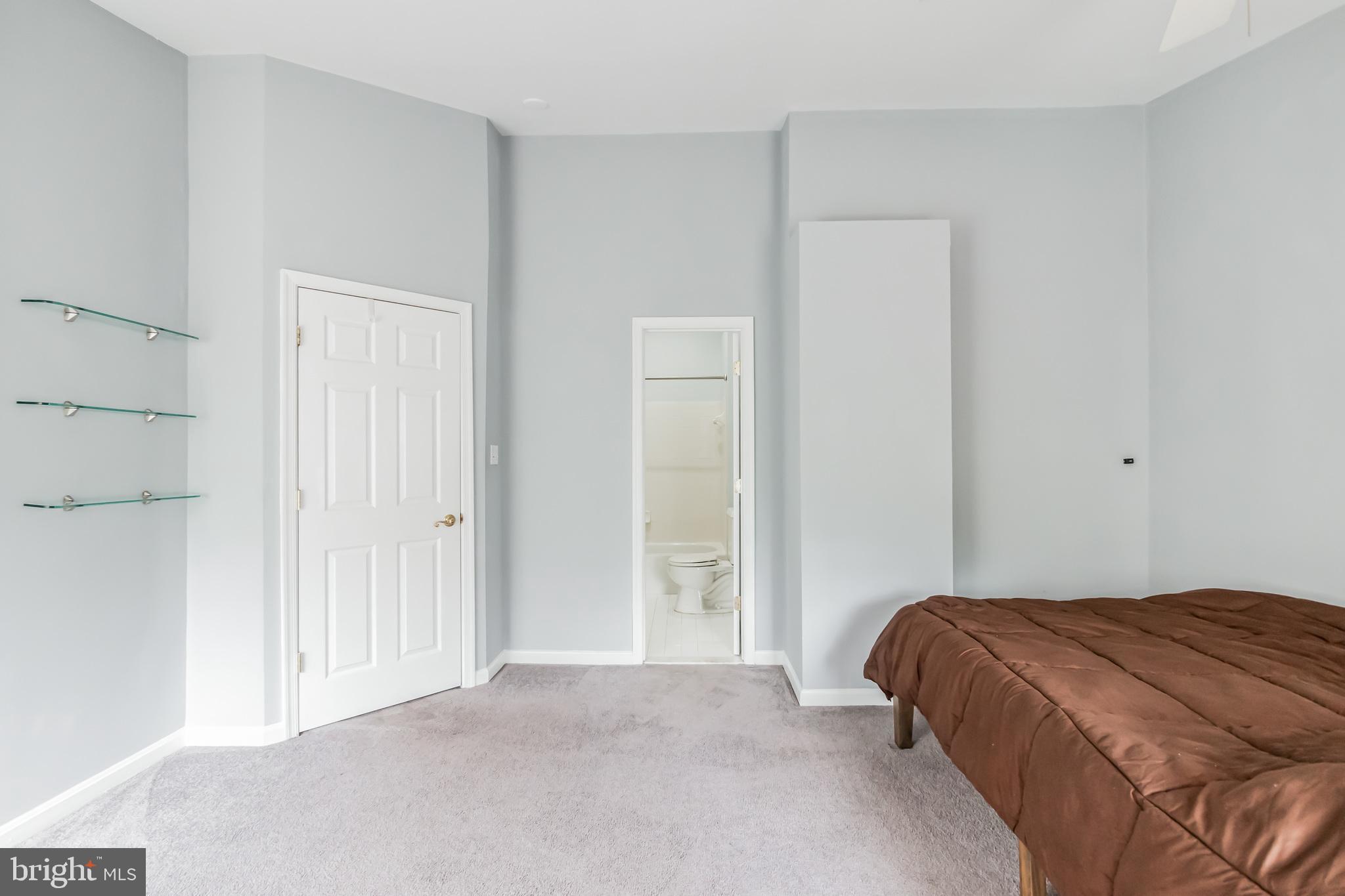 98 Victoria Square Frederick, MD 21702 - Photo 18 of 29