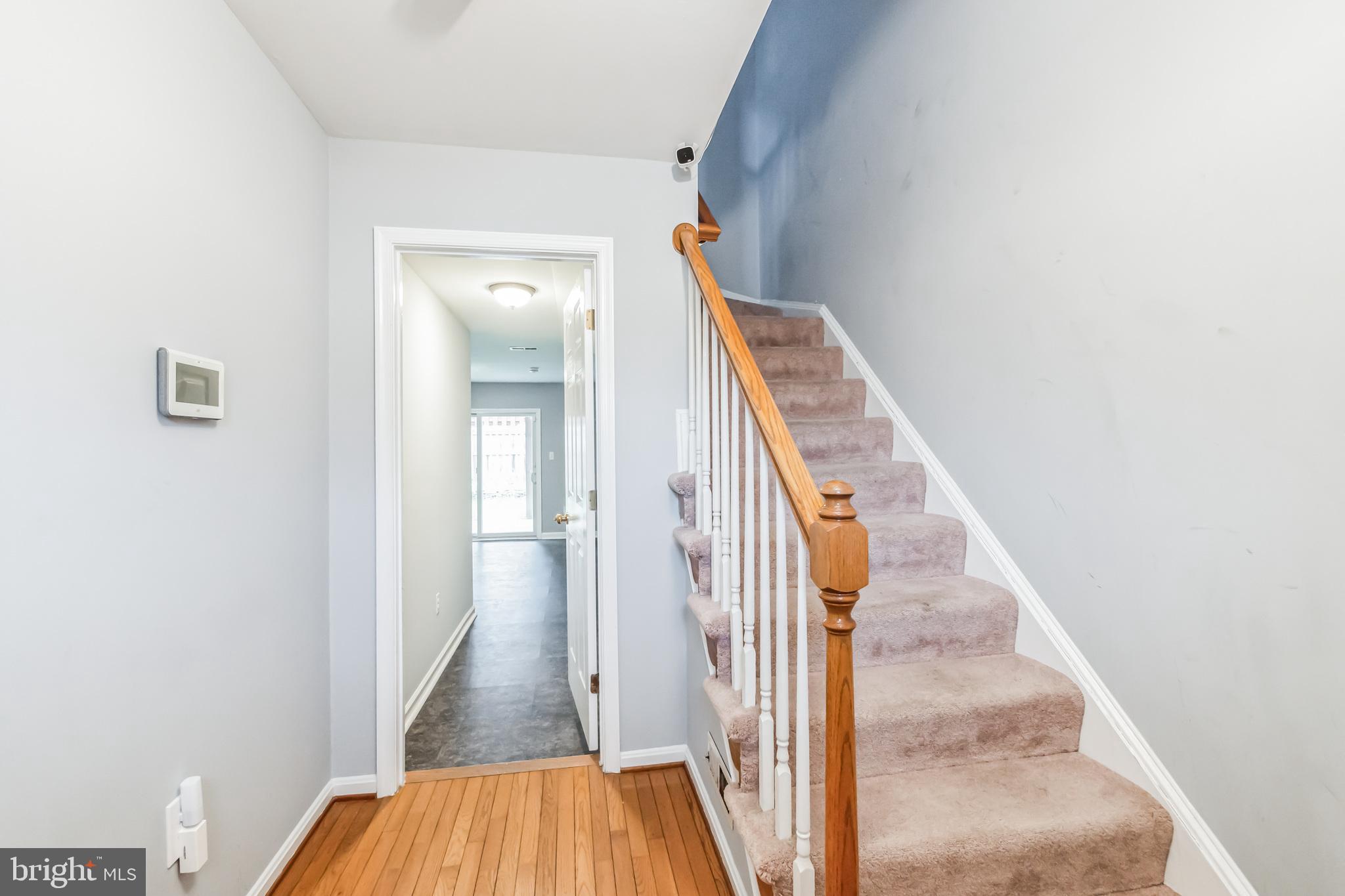 98 Victoria Square Frederick, MD 21702 - Photo 2 of 29