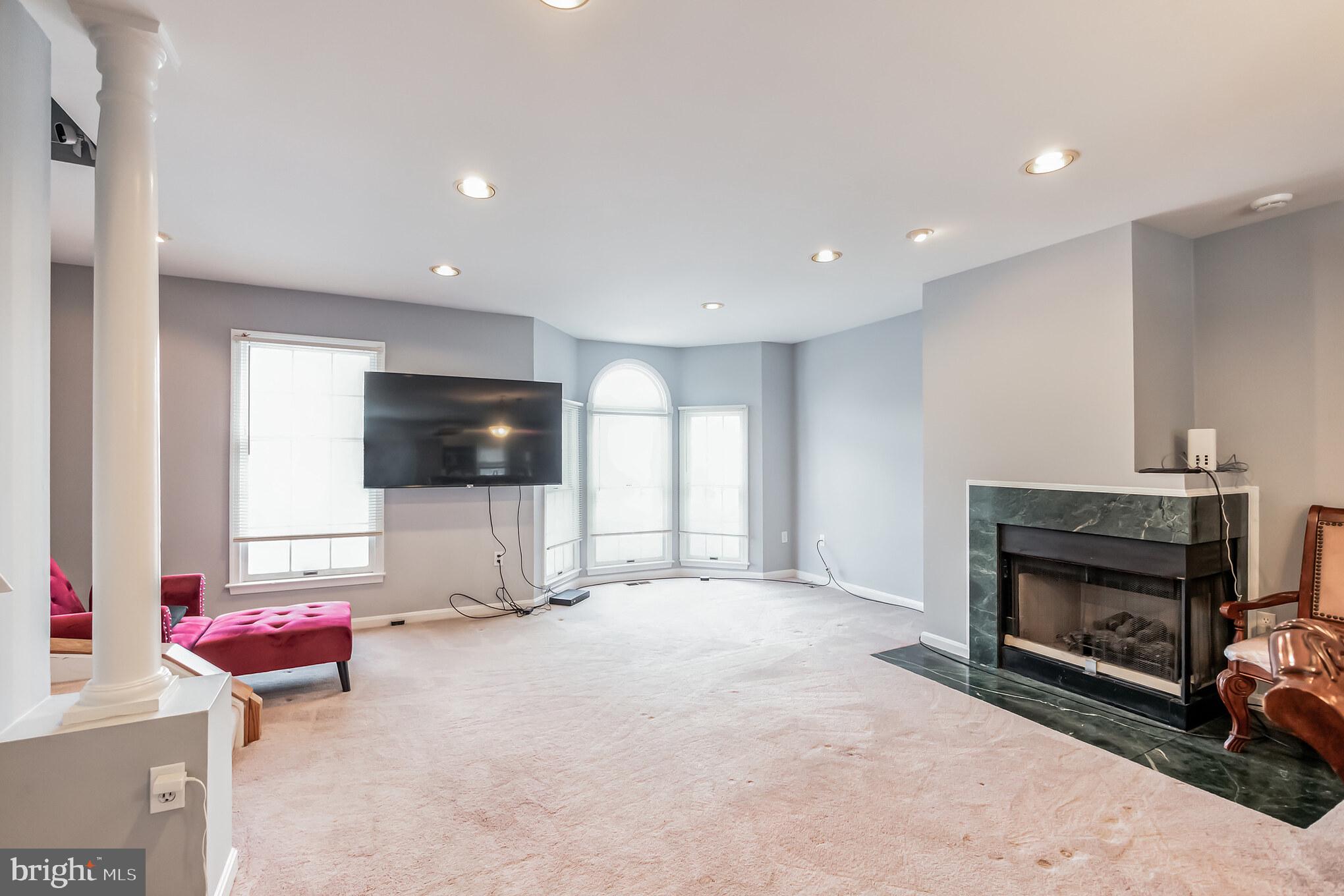 98 Victoria Square Frederick, MD 21702 - Photo 9 of 29