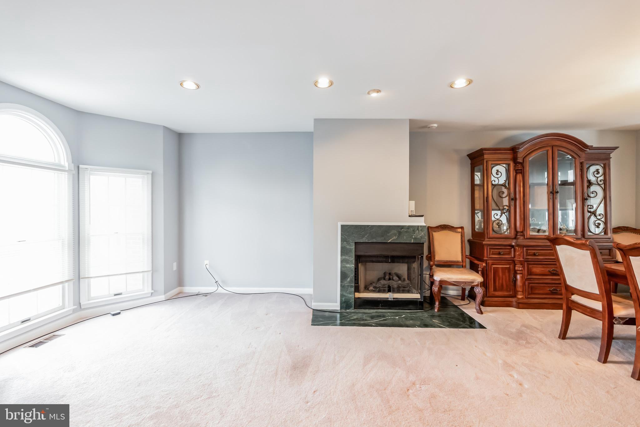 98 Victoria Square Frederick, MD 21702 - Photo 10 of 29