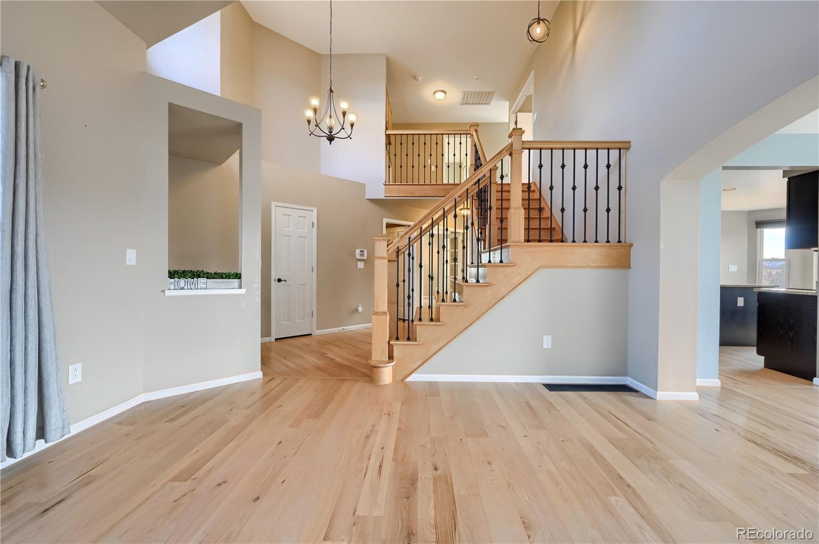 9897 Spring Hill Lane Highlands Ranch, CO 80129 - Photo 7 of 40