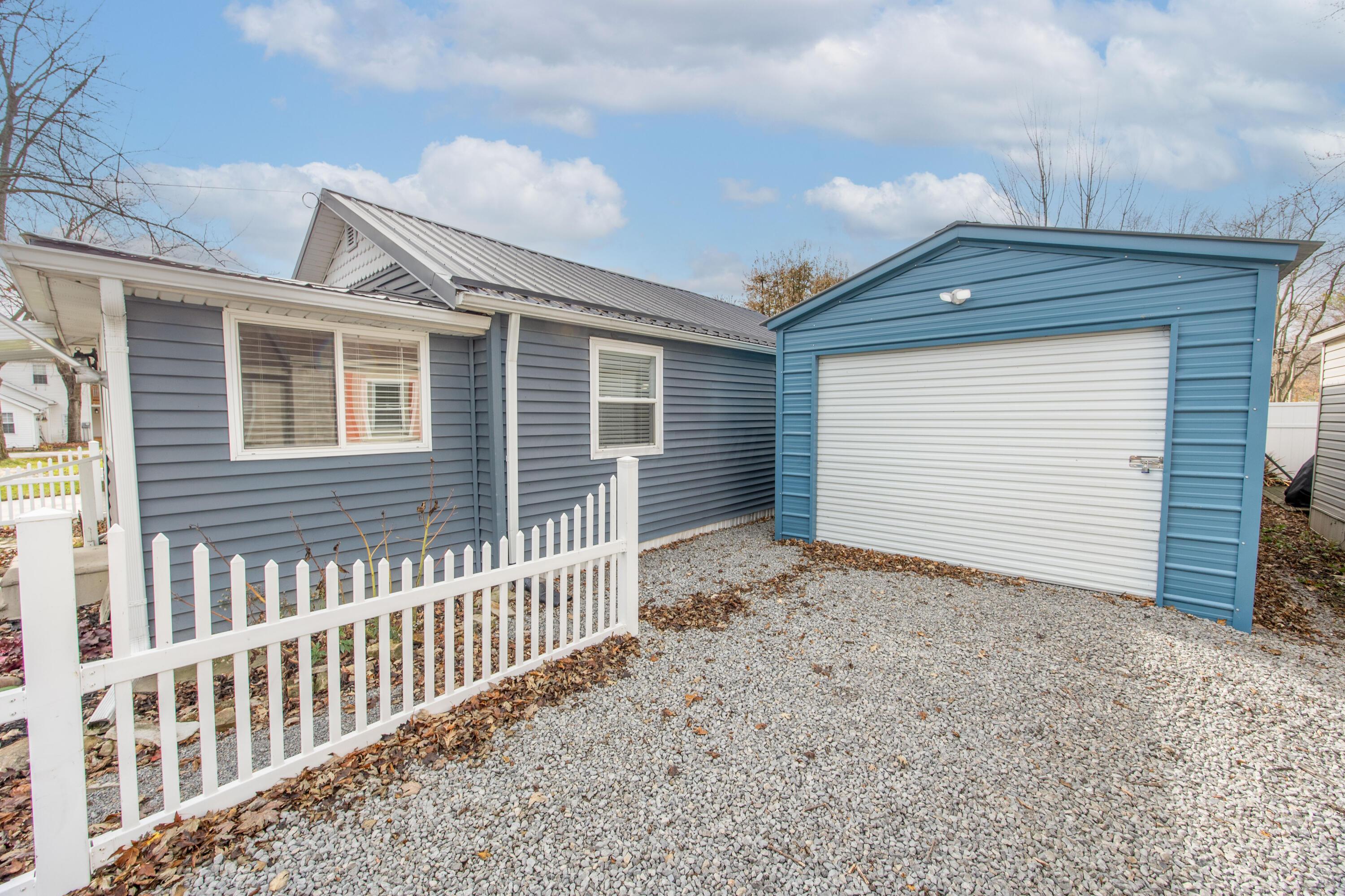 11041 Mohawk Path Lakeview, OH 43331 - Photo 25 of 26 Garage