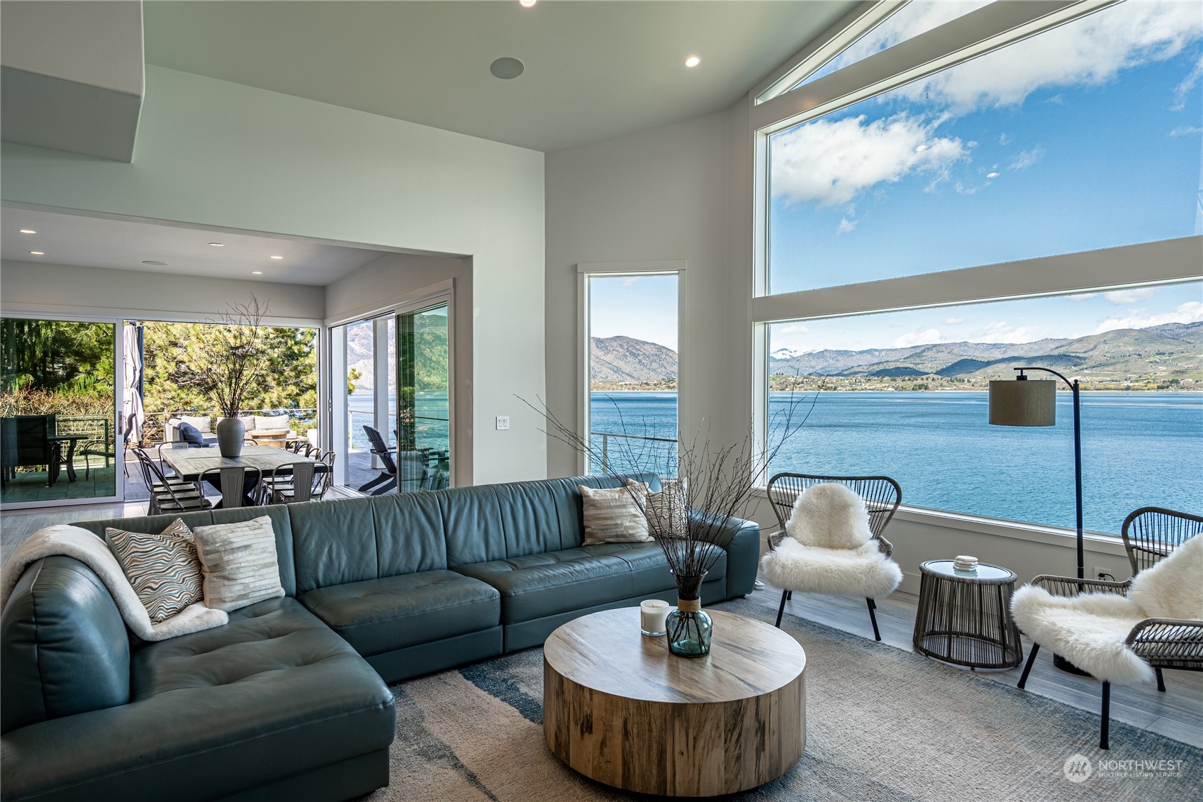 2902 South Lakeshore Road Chelan, WA 98816 - Photo 19 of 40 Gallery Image 19